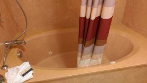 orlando hotel tub